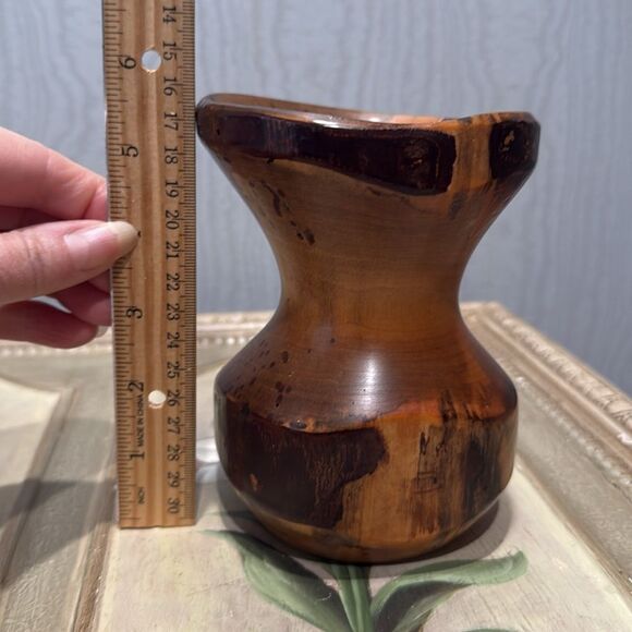 Rustic Oregon Myrtlewood Bud Vase - Picture 7 of 11